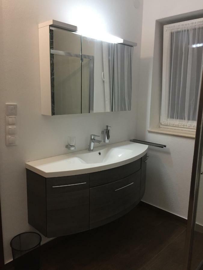 Villa Residence Sînmartin Екстериор снимка