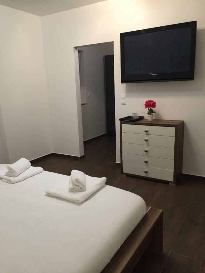Villa Residence Sînmartin Екстериор снимка
