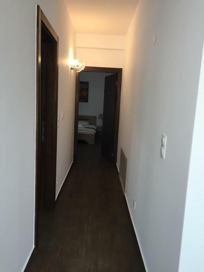 Villa Residence Sînmartin Екстериор снимка