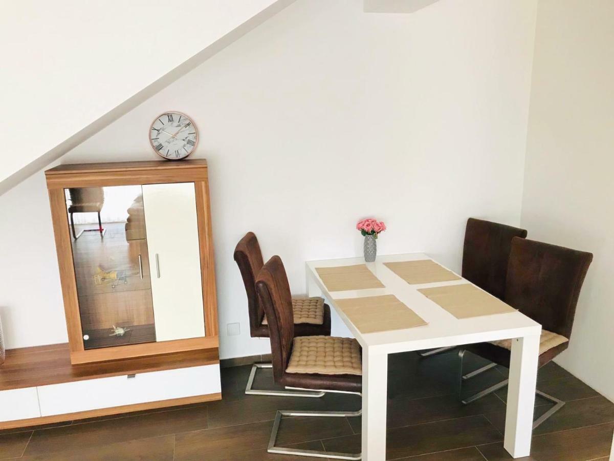 Villa Residence Sînmartin Екстериор снимка