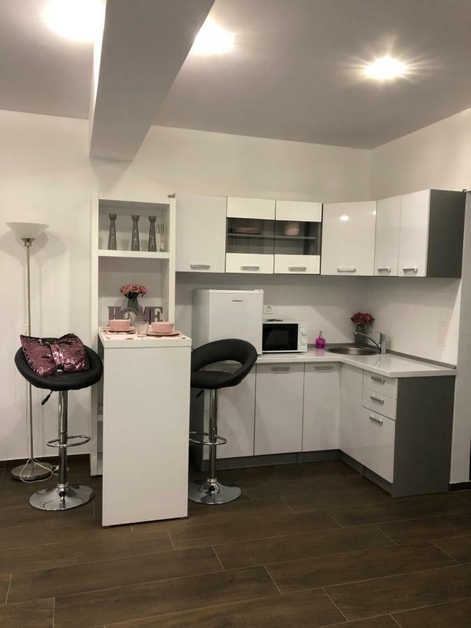 Villa Residence Sînmartin Екстериор снимка